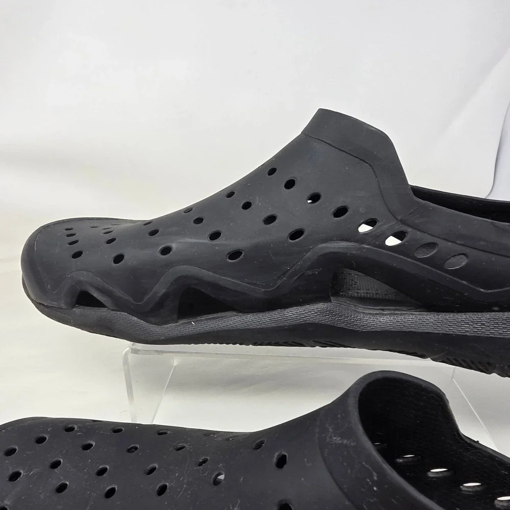 Crocs Swiftwater Wave Sandals Mens 13 Black Excellent Water Shoes Clogs Slip On